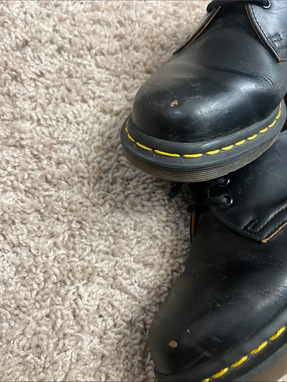 Men's Black Leather Lace-Up Shoes with Yellow Stitching Sz 6